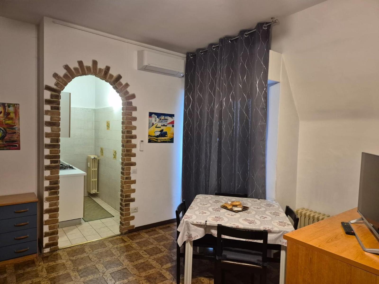 La Casa Di Dario Apartment Pero Exterior foto